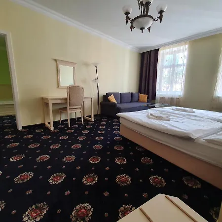 Evergreen Aparthotel